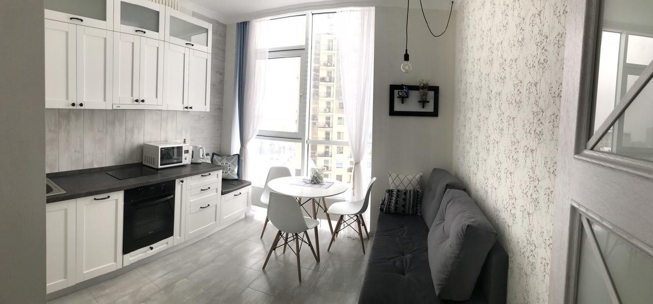 Bright Apartment In Arkadia Odessa Exterior foto